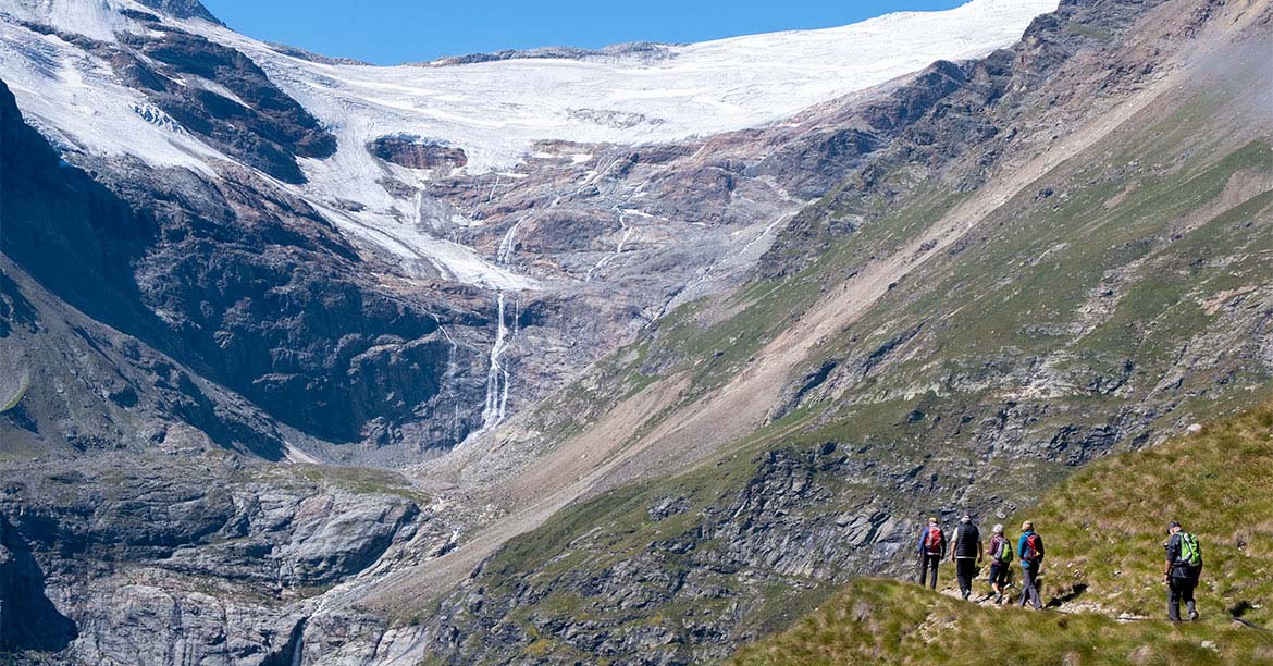 040-Walking-Holidays-Swiss-Alps