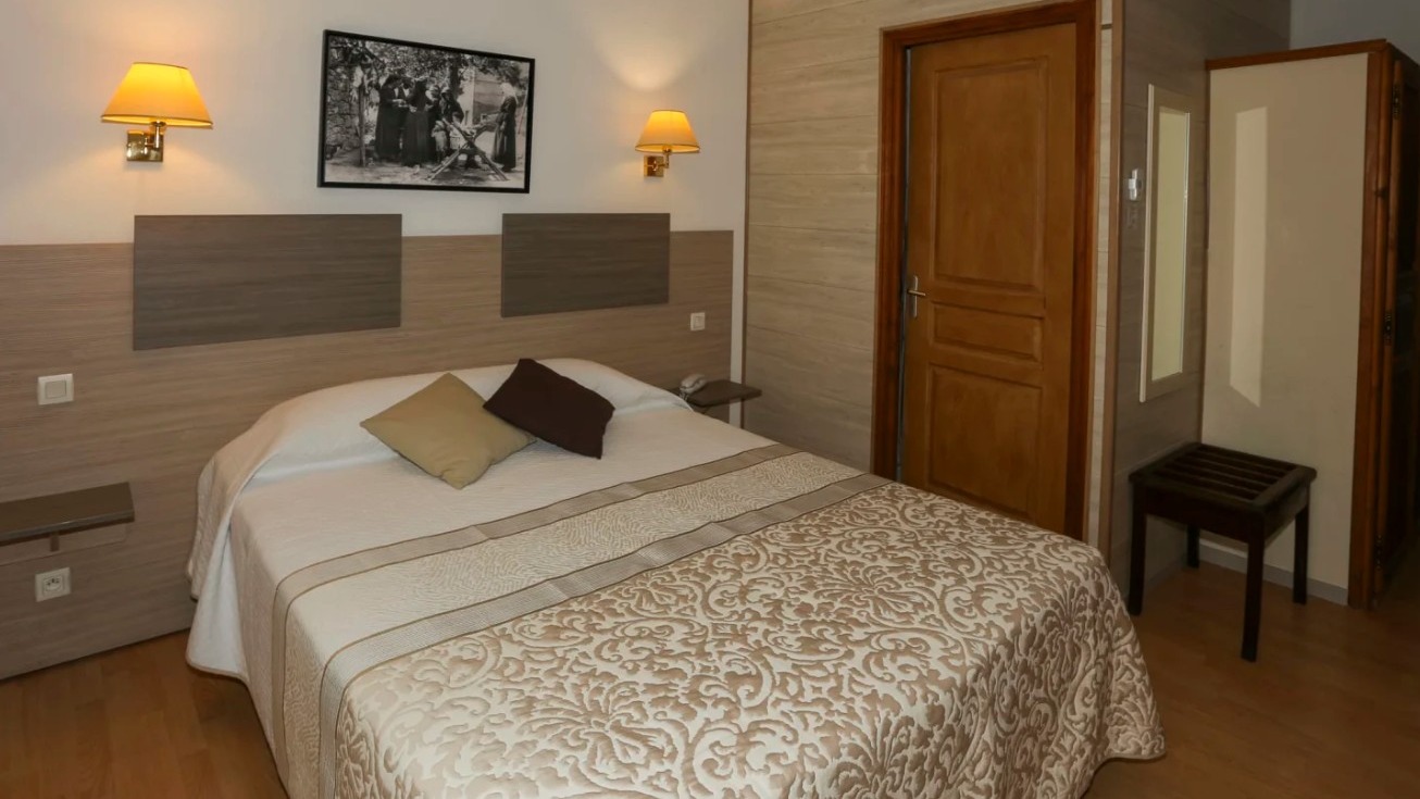 Hotel du Nord bedroom