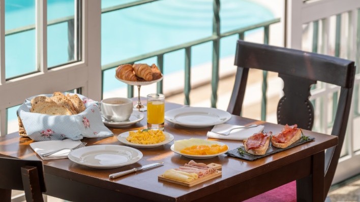4* Hotel, Alijó breakfast