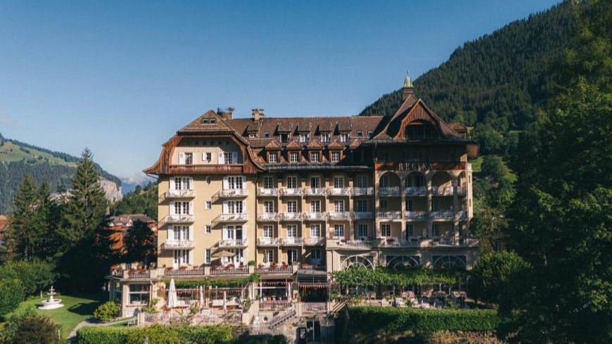 Hotel Regina exterior