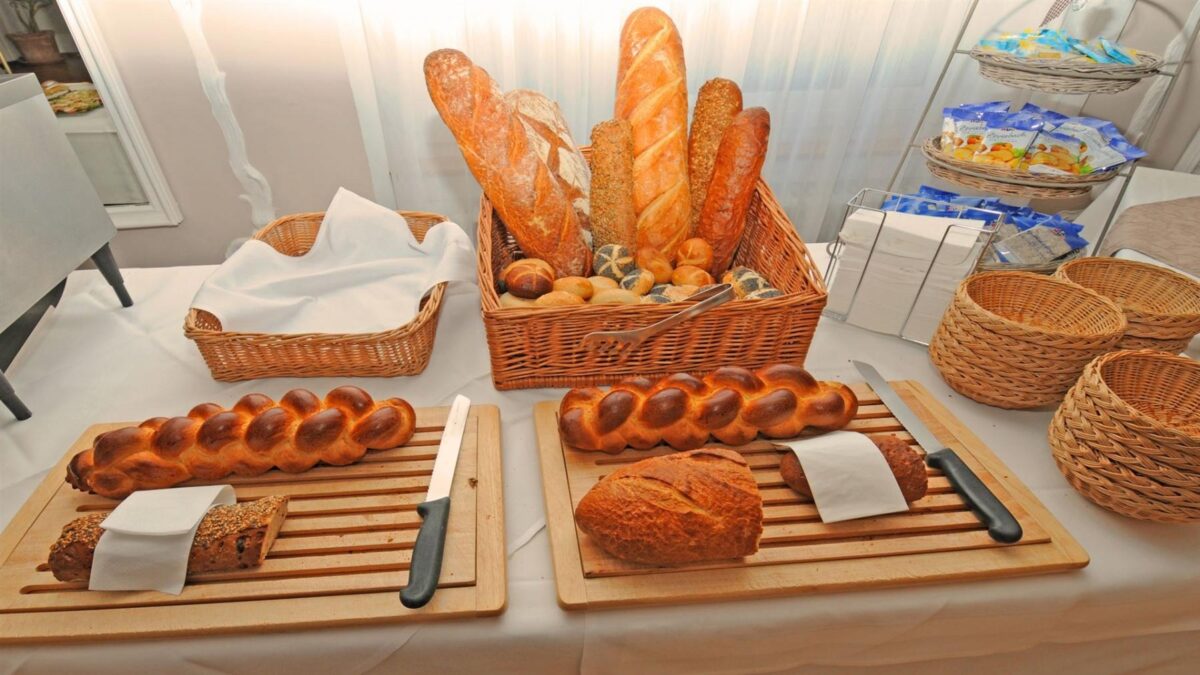 Victoria Belle Epoquee, Kandersteg breakfast
