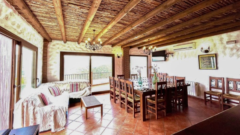 Villa La Posada dining room