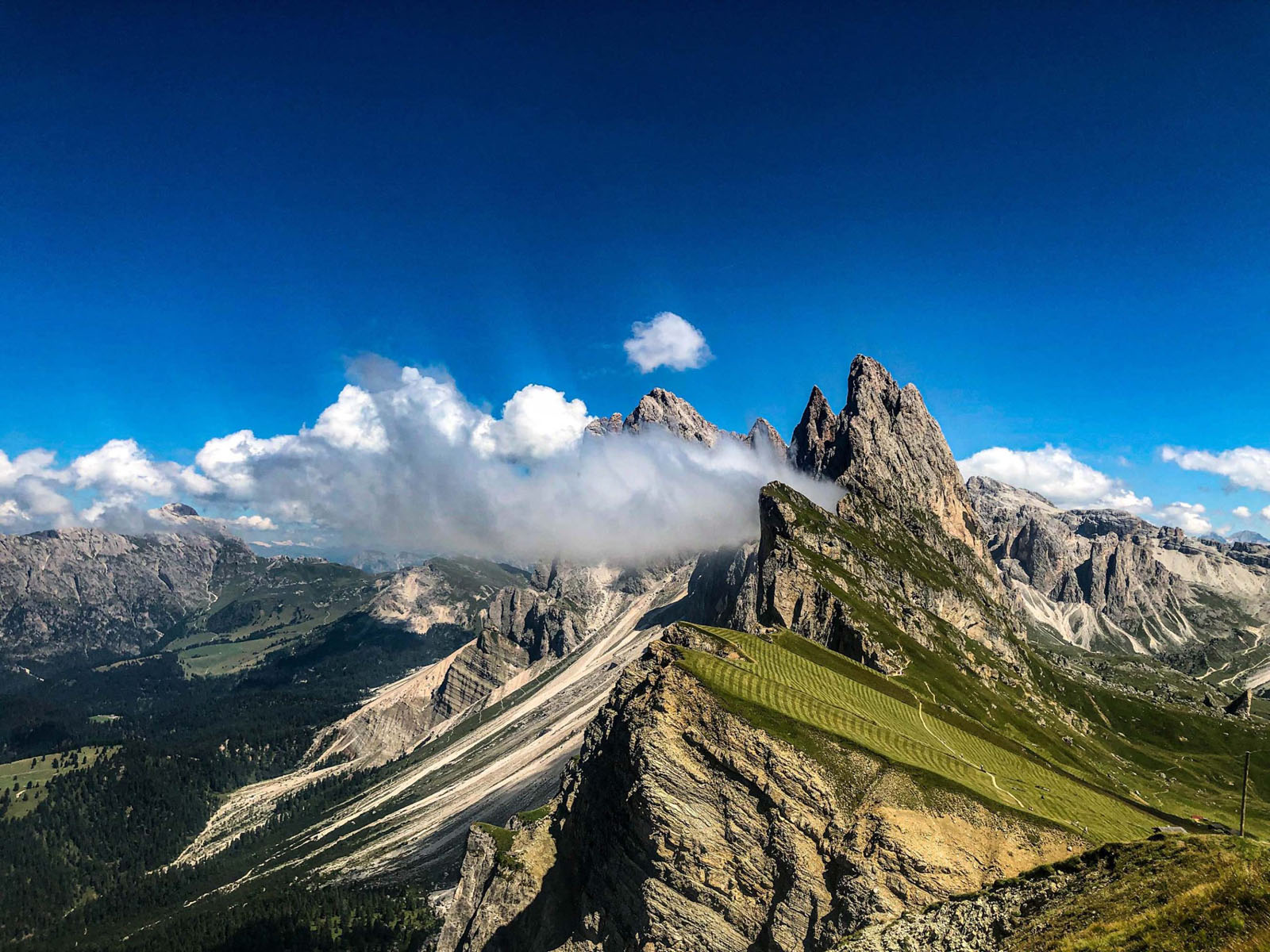 day5-sella-ronda-hut-to-hut