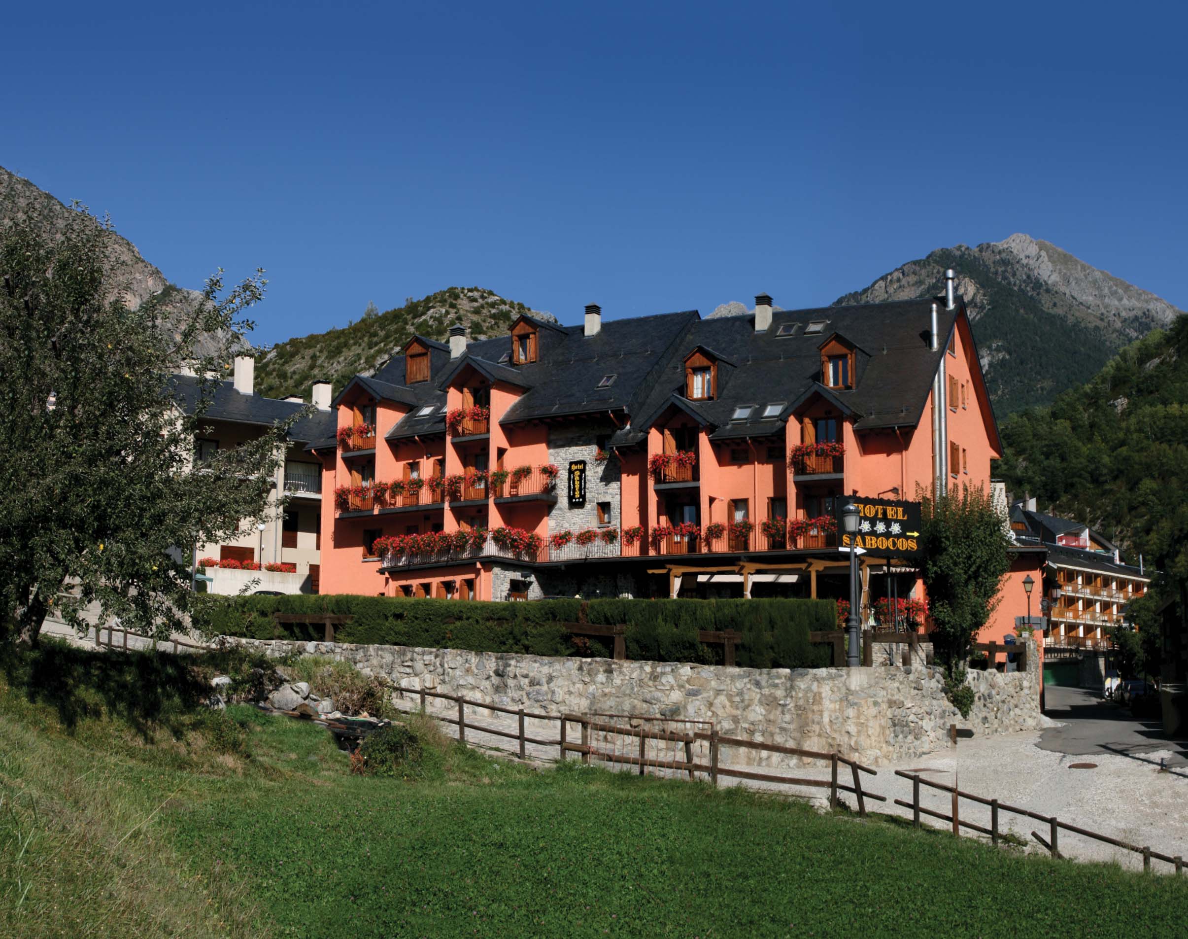 hotel-sabocos-panticosa