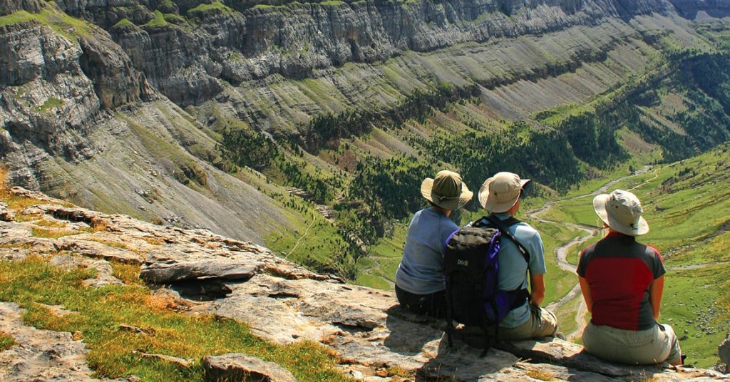 pyrenees-peaks-passes-012_002