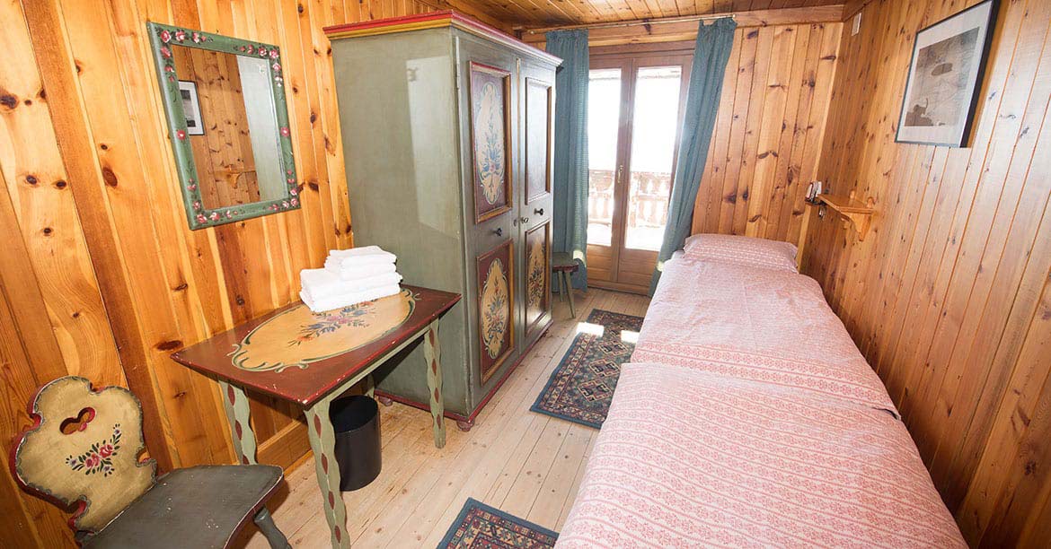 rifugio-self-guided-hut-to-hut-04