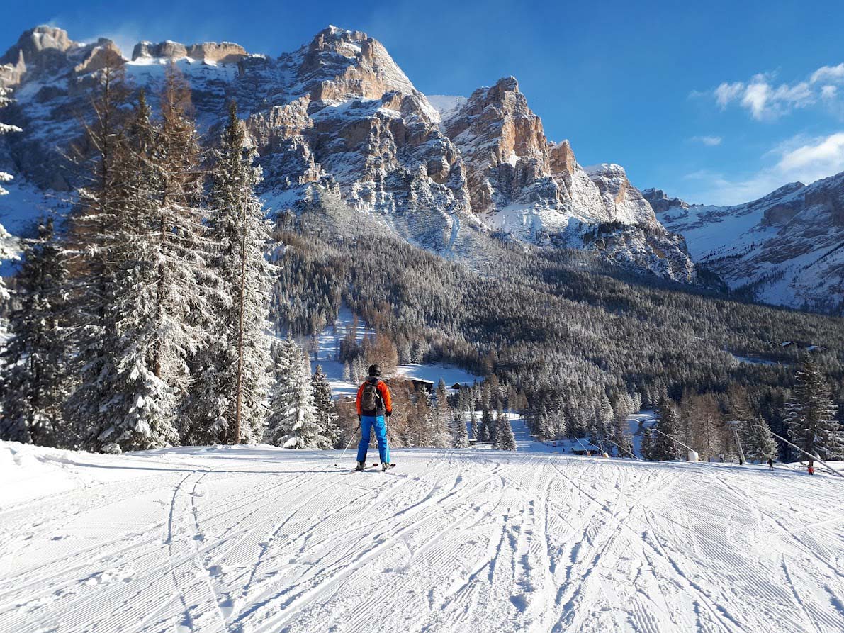 skiing-the-sella-ronda