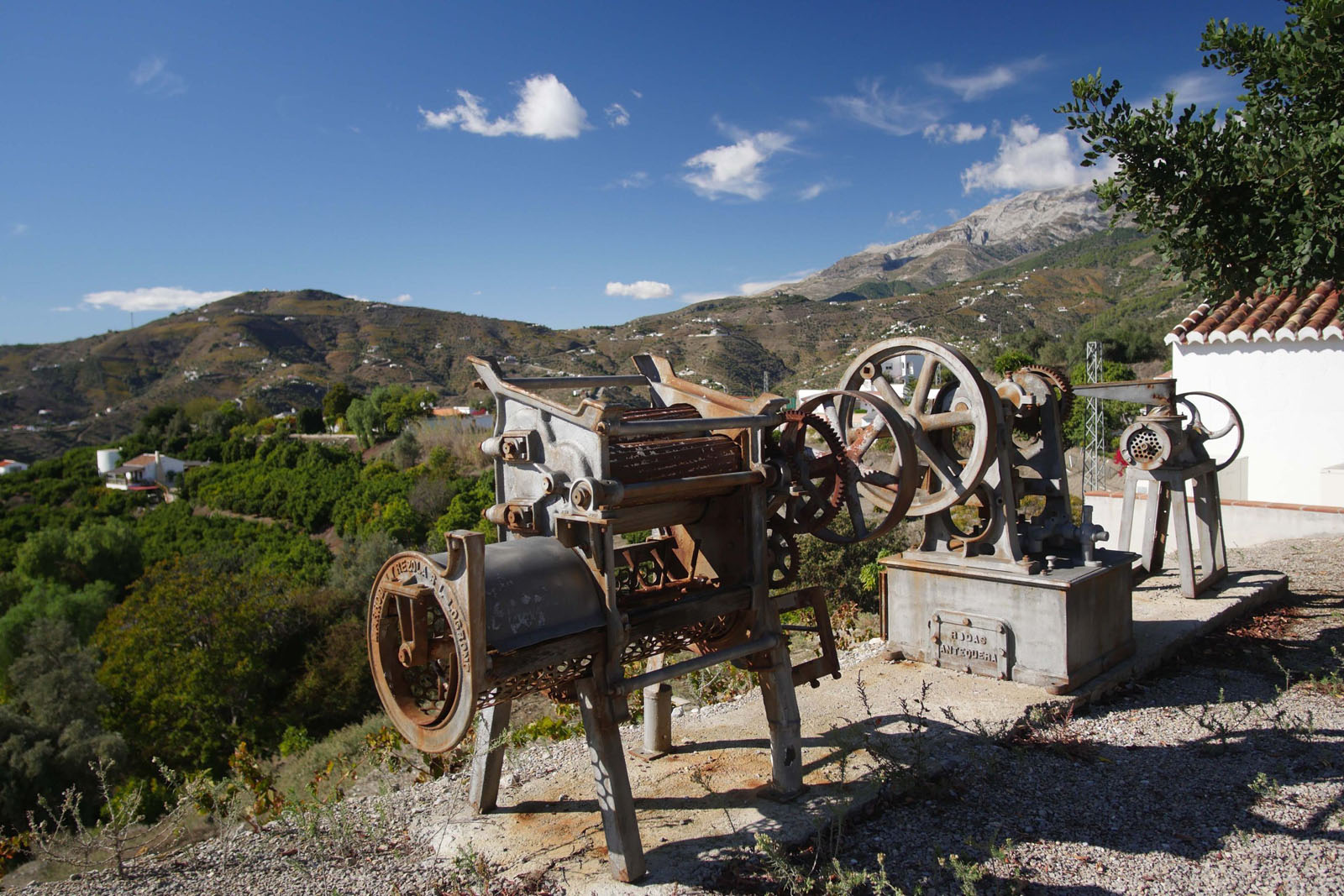 walking-holidays-in-andalucia-competa