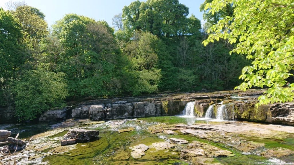 walking-in-the-yorkshire-dales