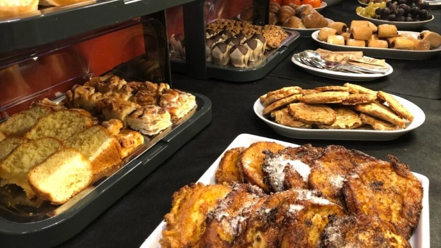 Hotel Tierra de Biescas breakfast