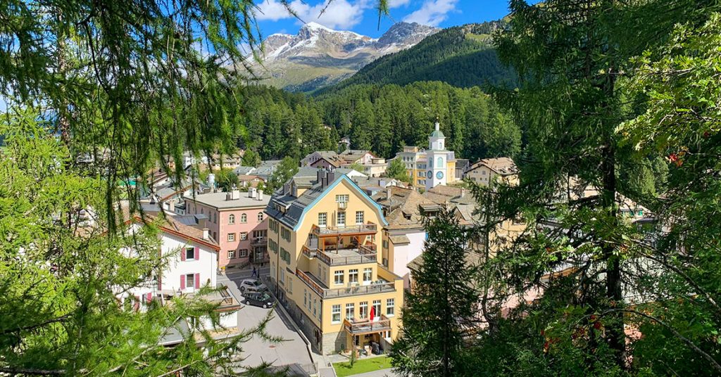 walking-holiday-swiss-alps-02-engadin-sils