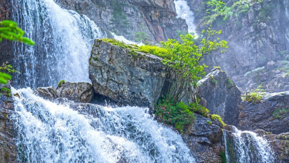 Vallesinella Waterfalls
