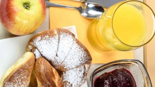Delle Alpi breakfast