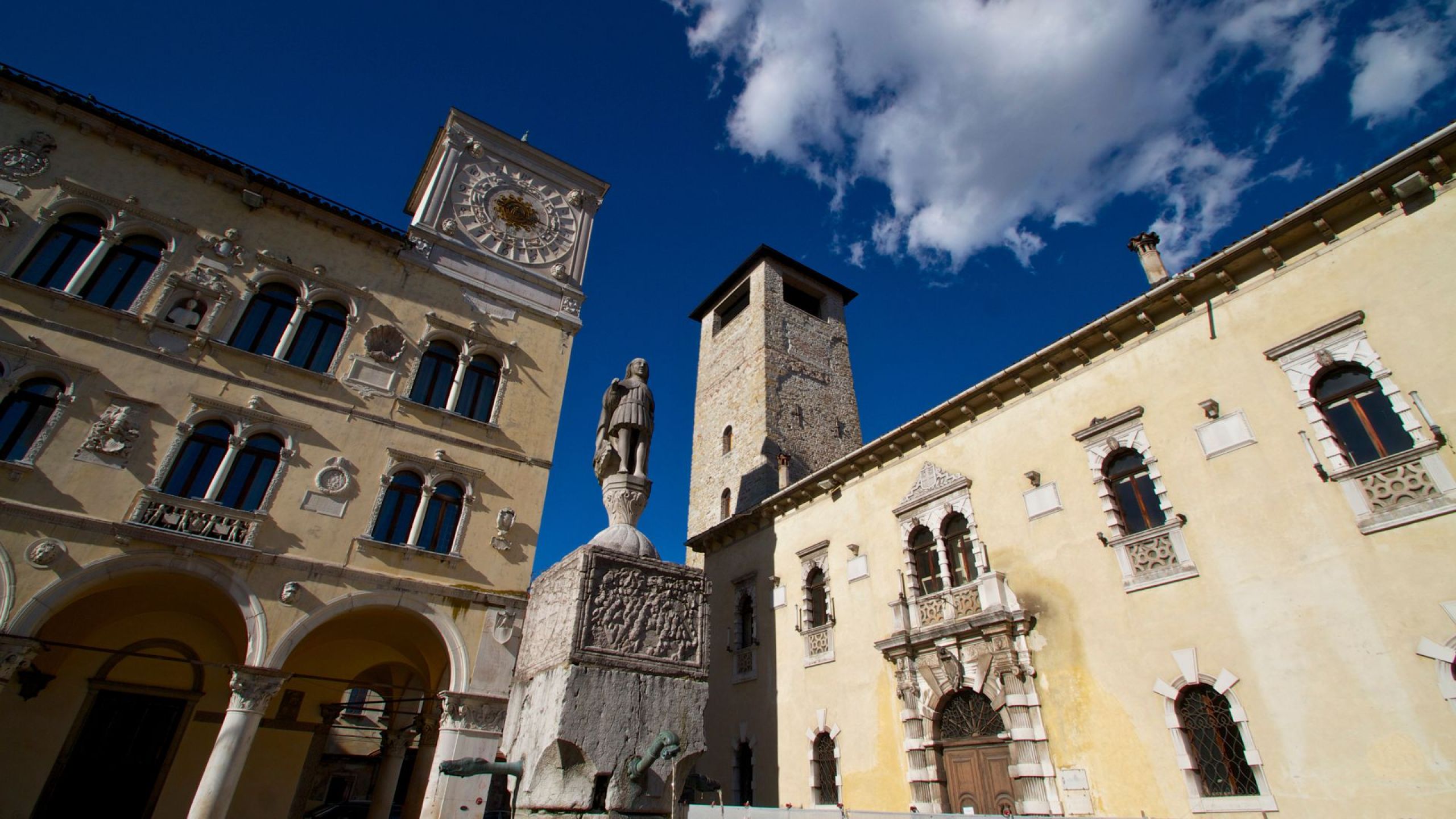 Delle Alpi exterior