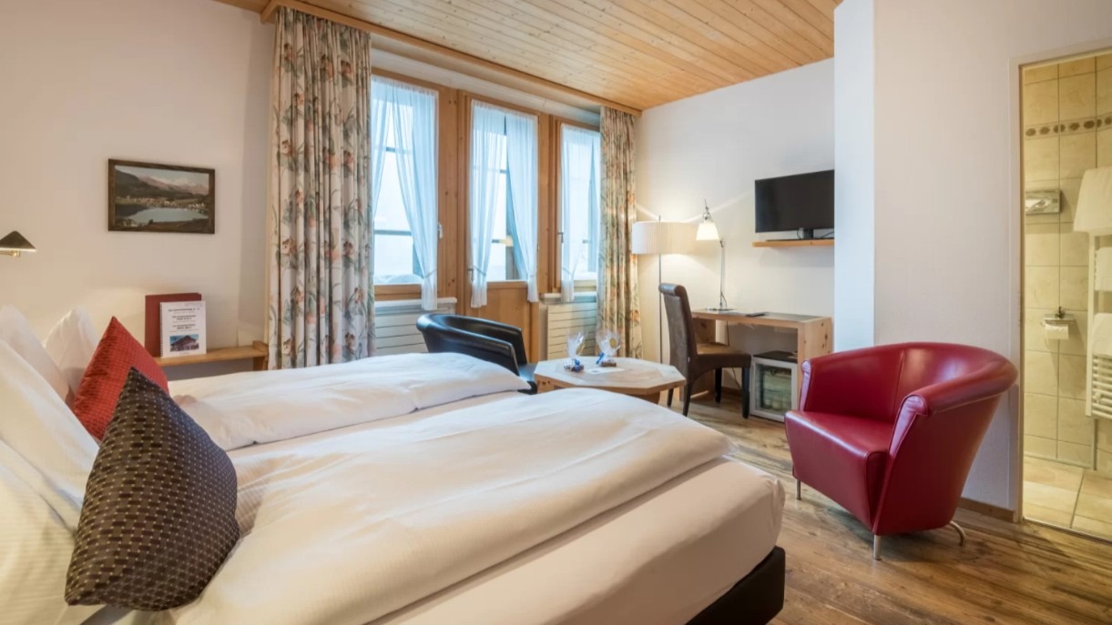 3* Hotel, Maloja bedroom