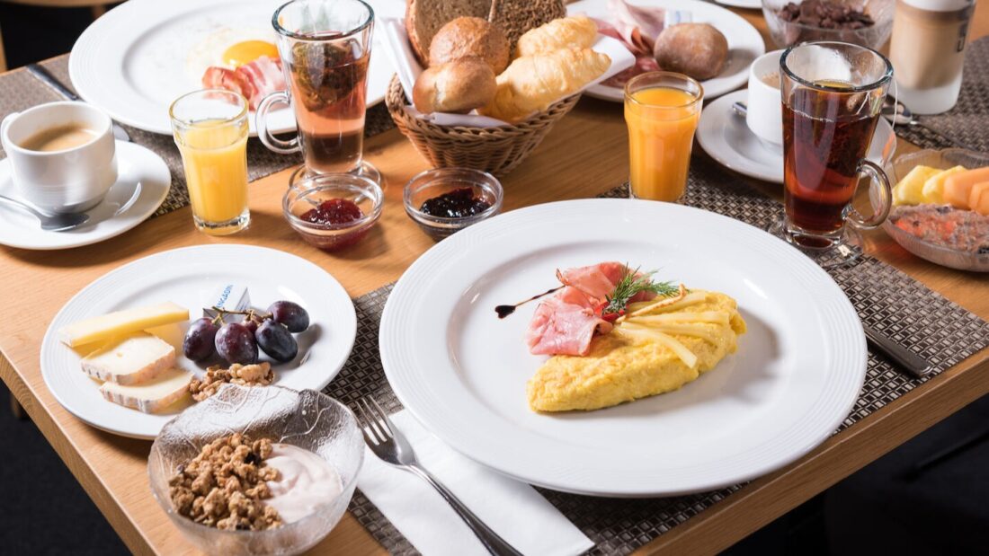 3* Hotel, St Moritz breakfast