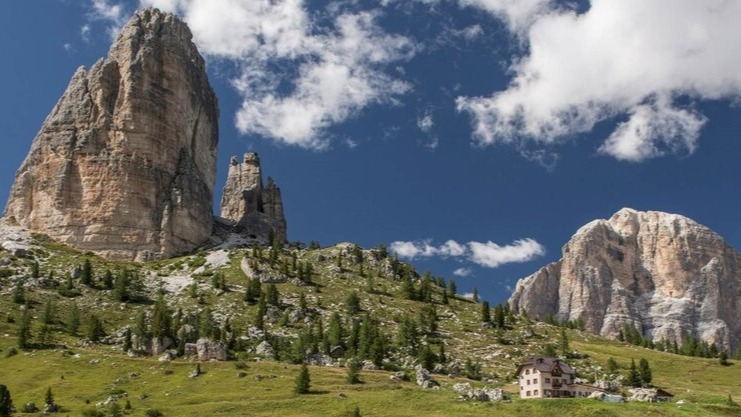 Rifugio Torri exterior