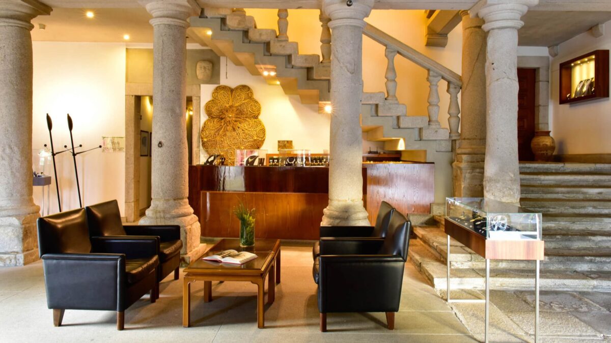 4* Hotel, Viana do Castelo - Example lobby