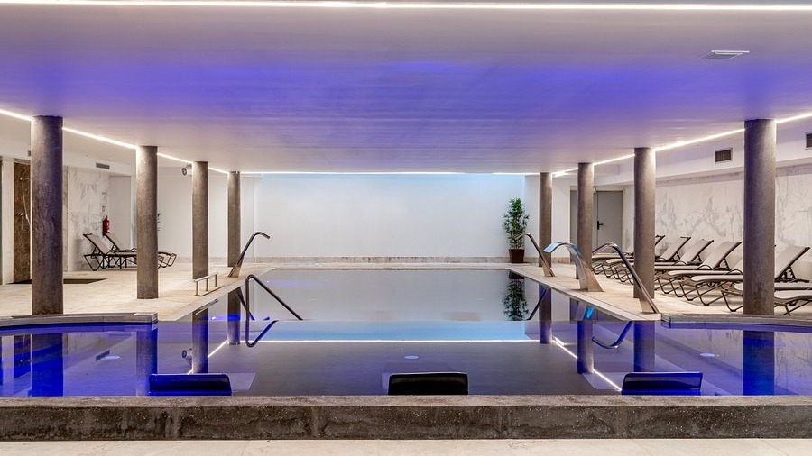4* Hotel, Caminha - example pool