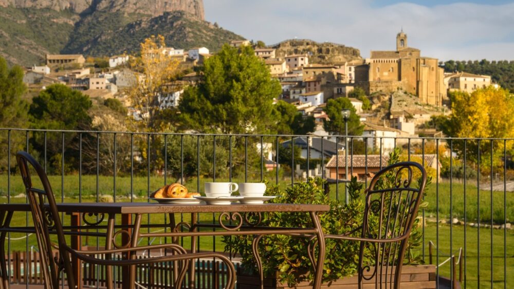 Hotel Aguas de los Mallos breakfast