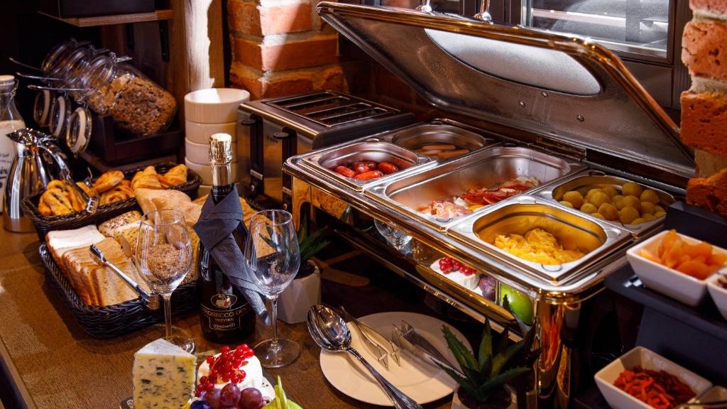 Schuster Boarding House breakfast