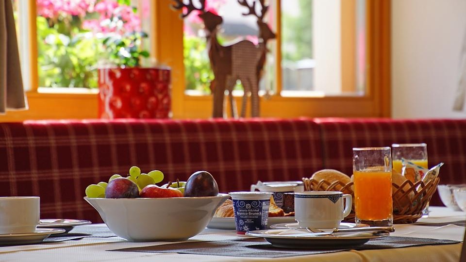 Garni Tofana breakfast