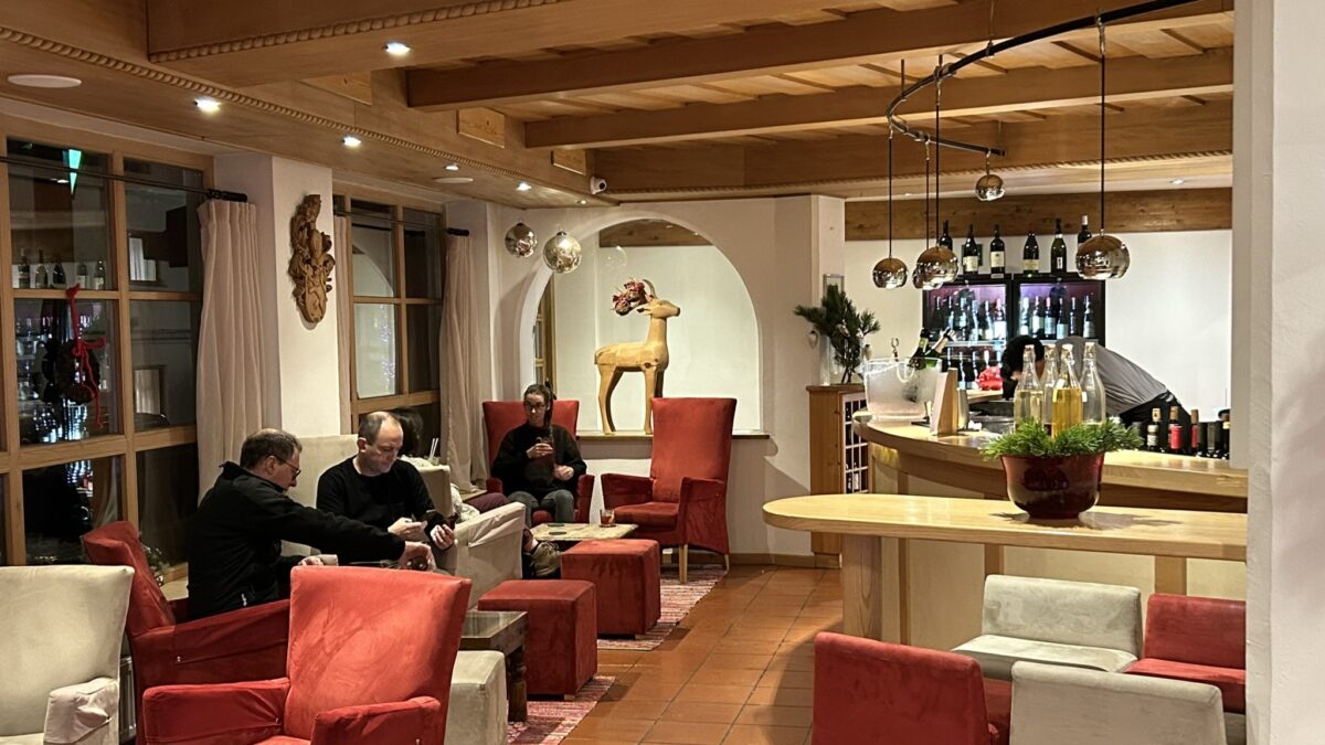 La Tambra lobby