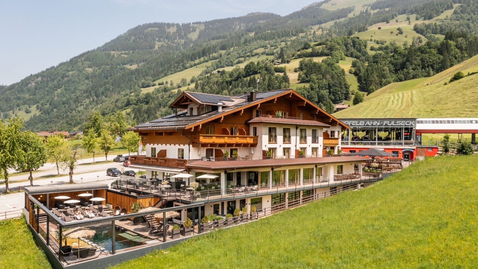 01_Außenaussicht_Sued_Hotel_(C)_Aktivhotel_Gasteiner_Einkehr