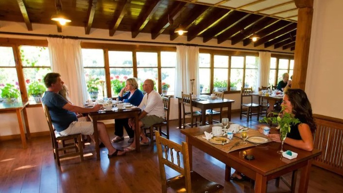 Hotel Torrecerredo dining room