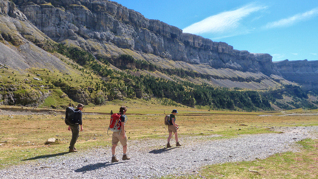 walking-and-hiking-holidays-pyrenees-ordesa-anisclo-206 copy